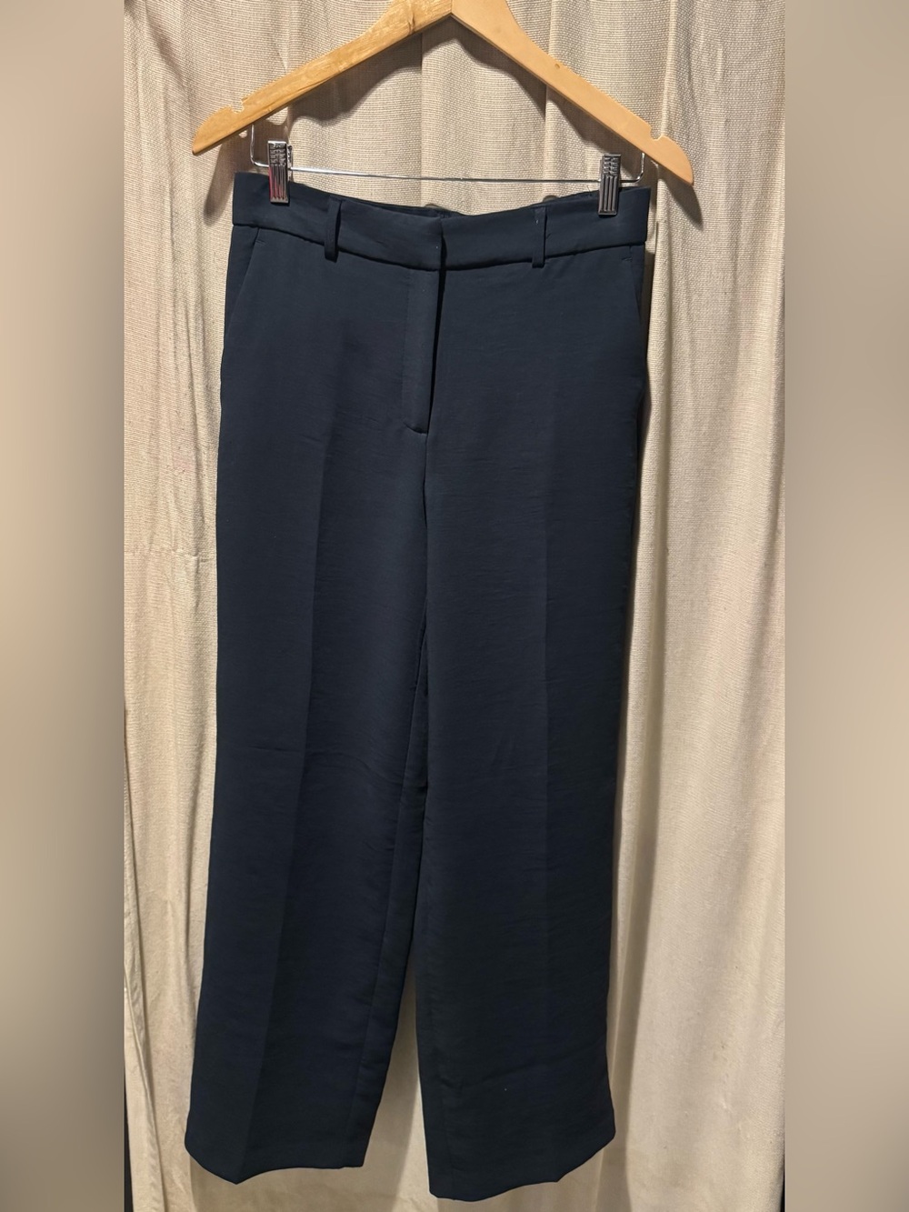 Tailored Wide-Leg Trousers in Navy
